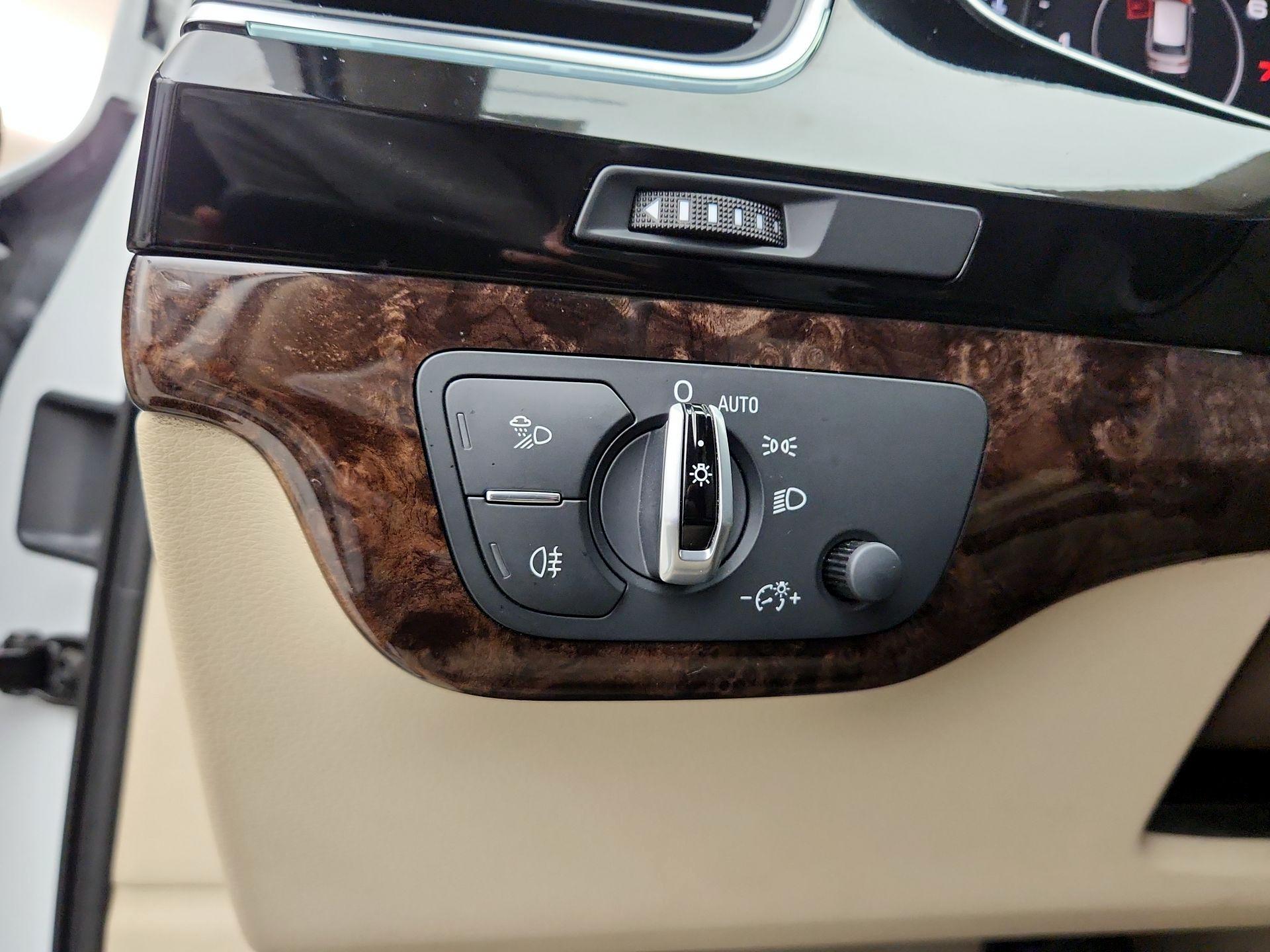 Thumbnail: 2017 Audi Q7 - 13