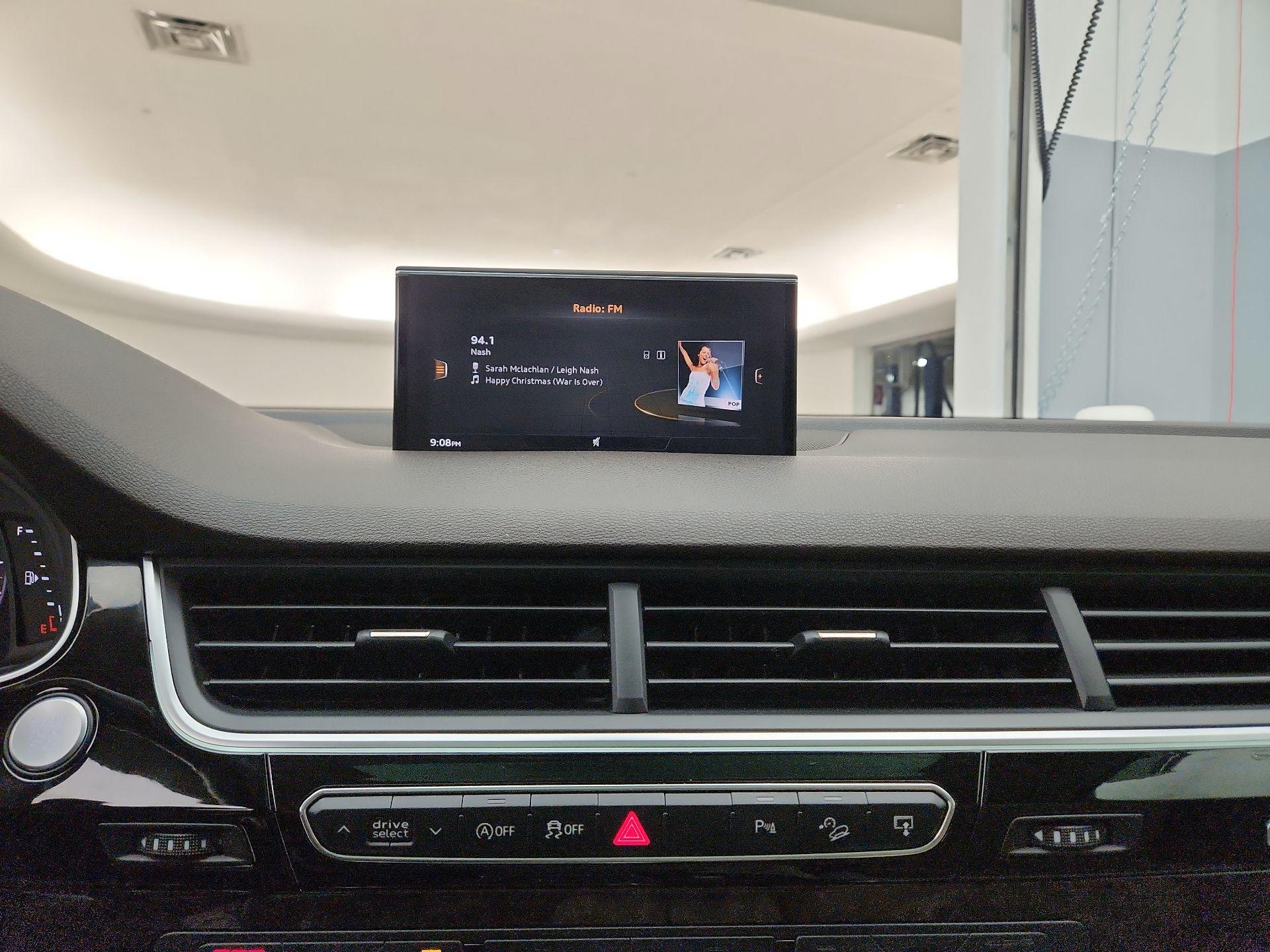 Thumbnail: 2017 Audi Q7 - 16