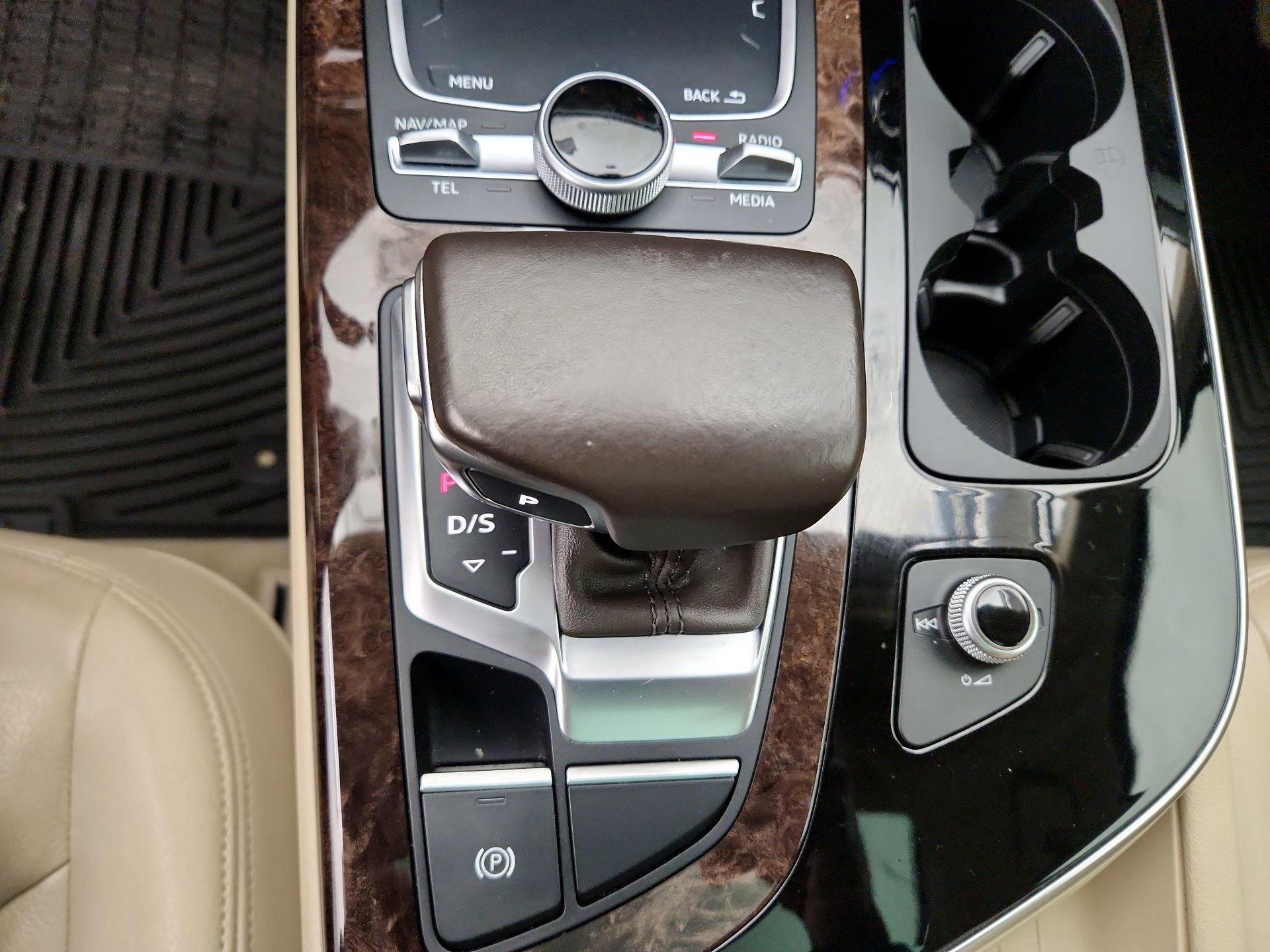 Thumbnail: 2017 Audi Q7 - 18