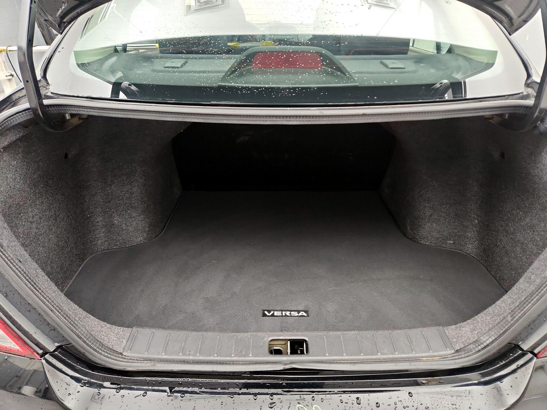 Thumbnail: 2017 Nissan Versa - 19