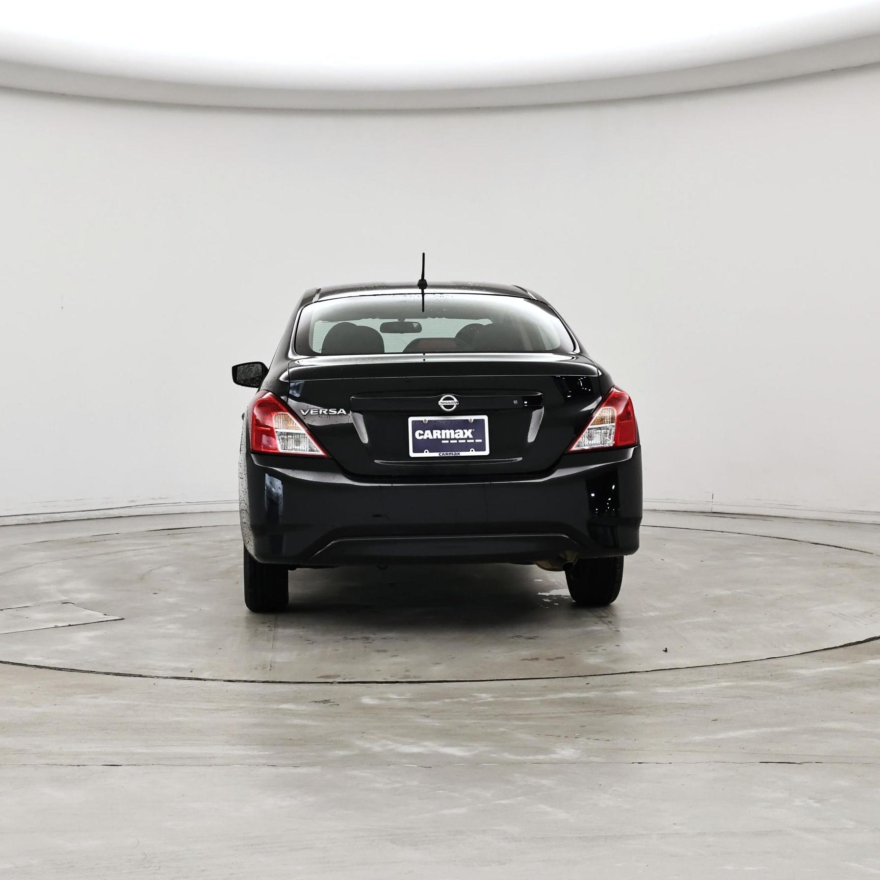 Thumbnail: 2017 Nissan Versa - 6