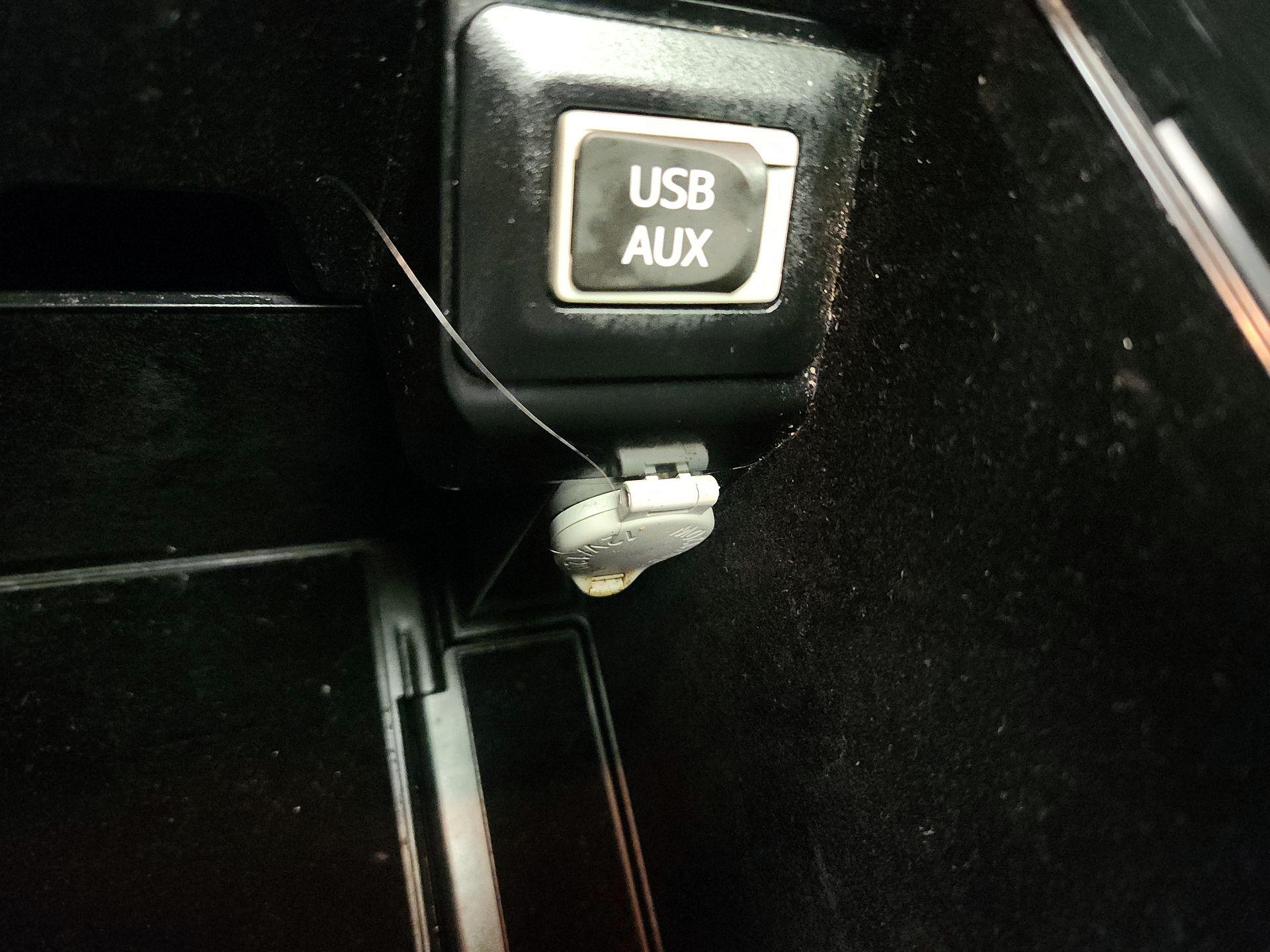 Thumbnail: 2015 Lexus RX - 18