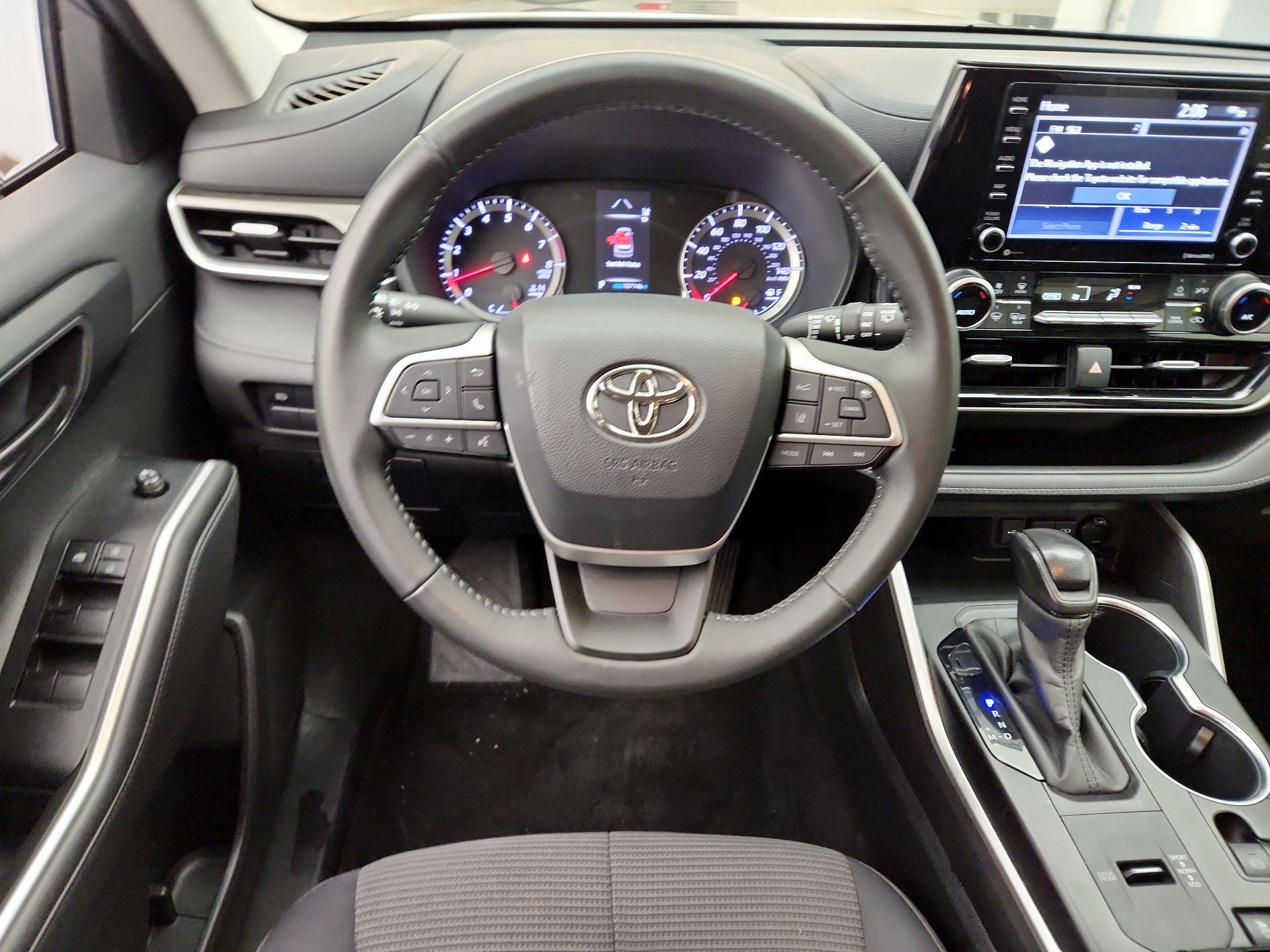 Thumbnail: 2020 Toyota Highlander - 10