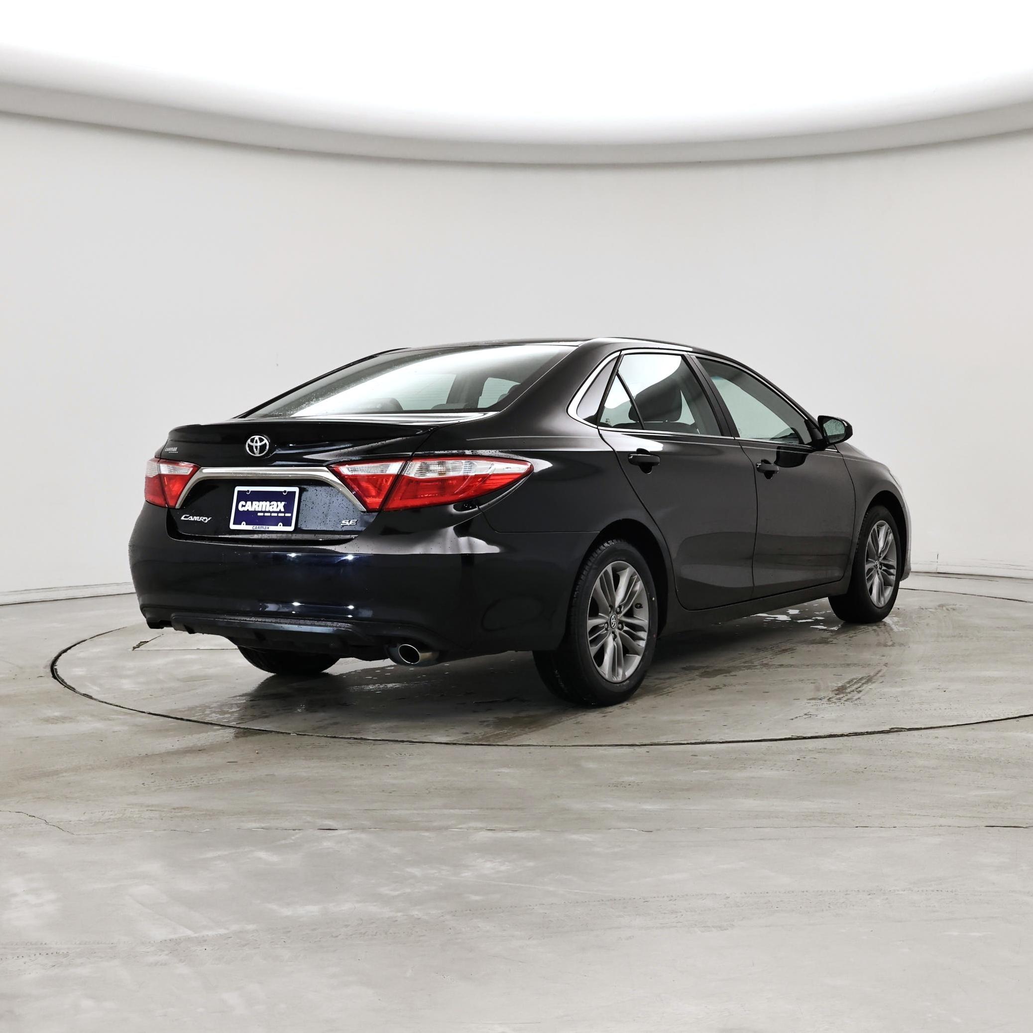 Thumbnail: 2017 Toyota Camry - 8