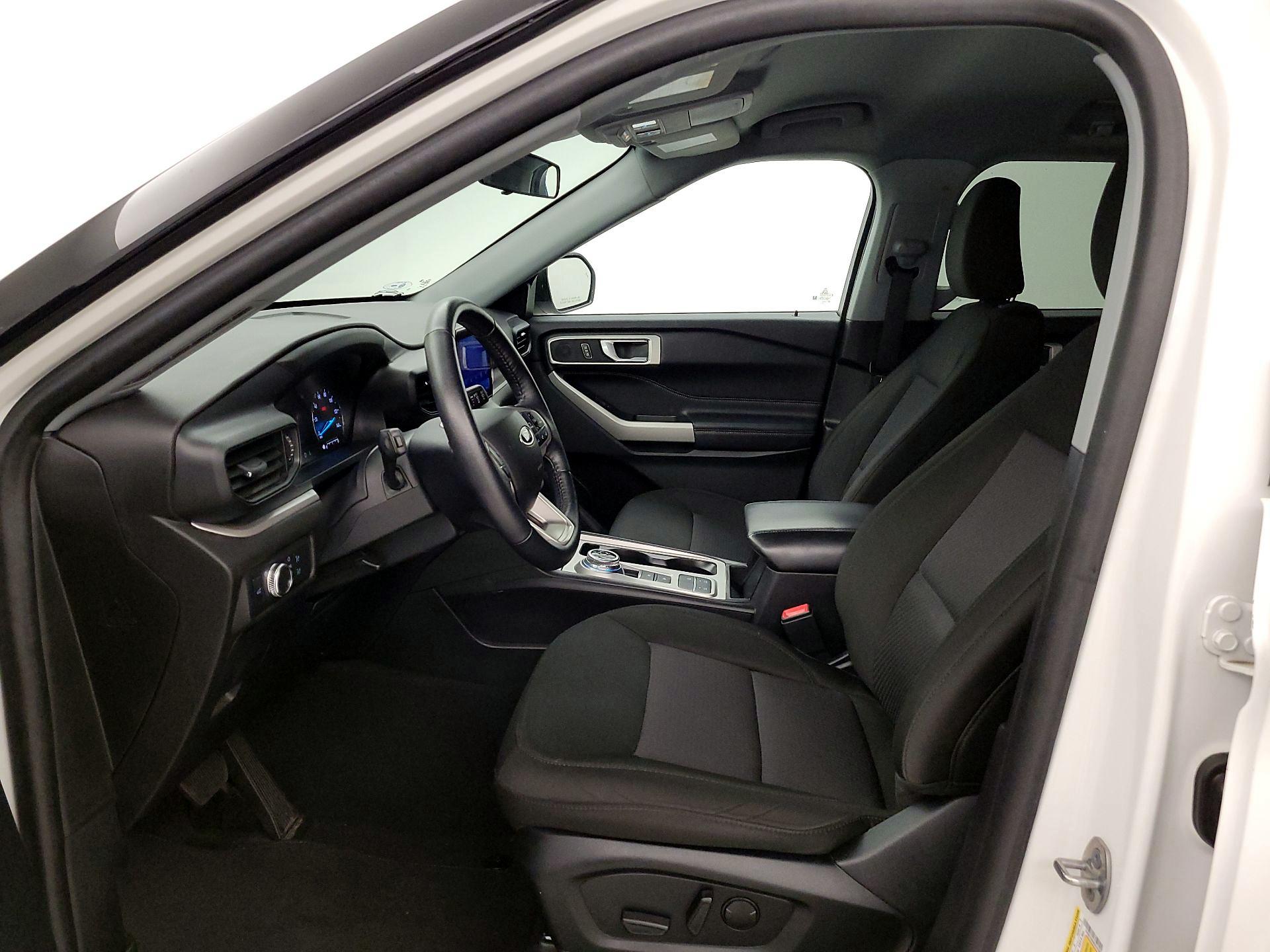 Thumbnail: 2022 Ford Explorer - 11