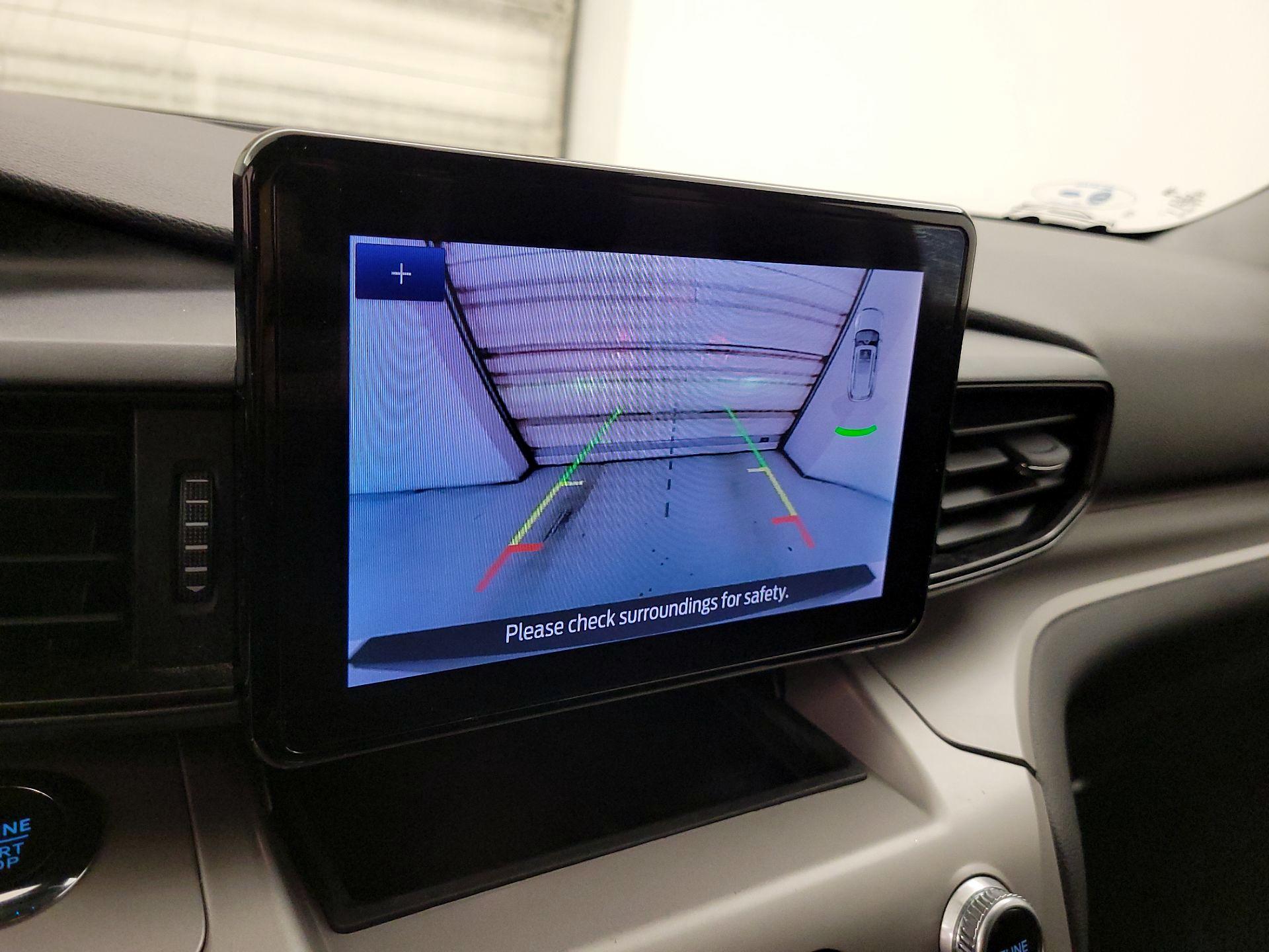 Thumbnail: 2022 Ford Explorer - 14