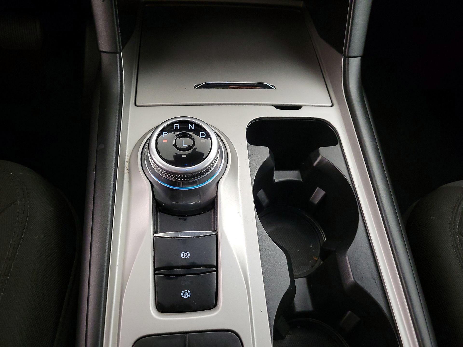 Thumbnail: 2022 Ford Explorer - 17