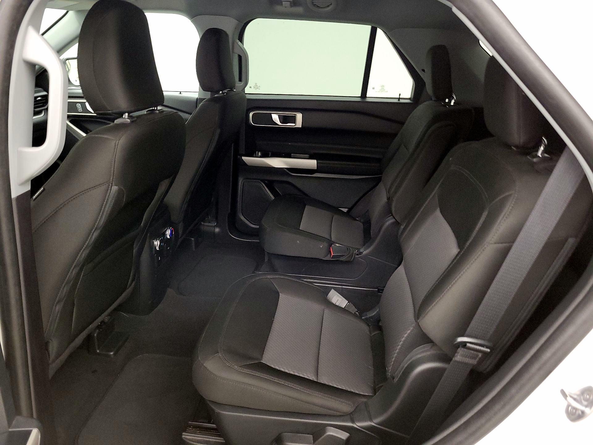 Thumbnail: 2022 Ford Explorer - 19