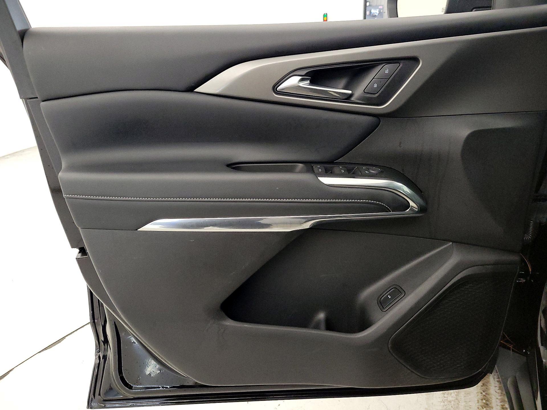 Thumbnail: 2025 Chevrolet Traverse - 12