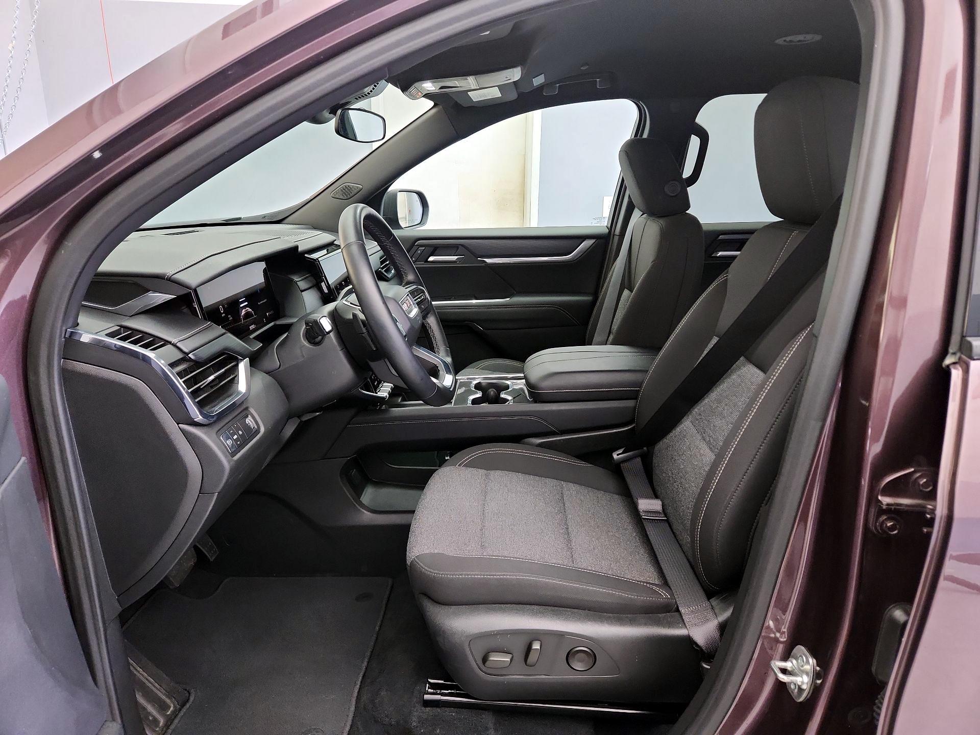 Thumbnail: 2025 GMC Acadia - 11