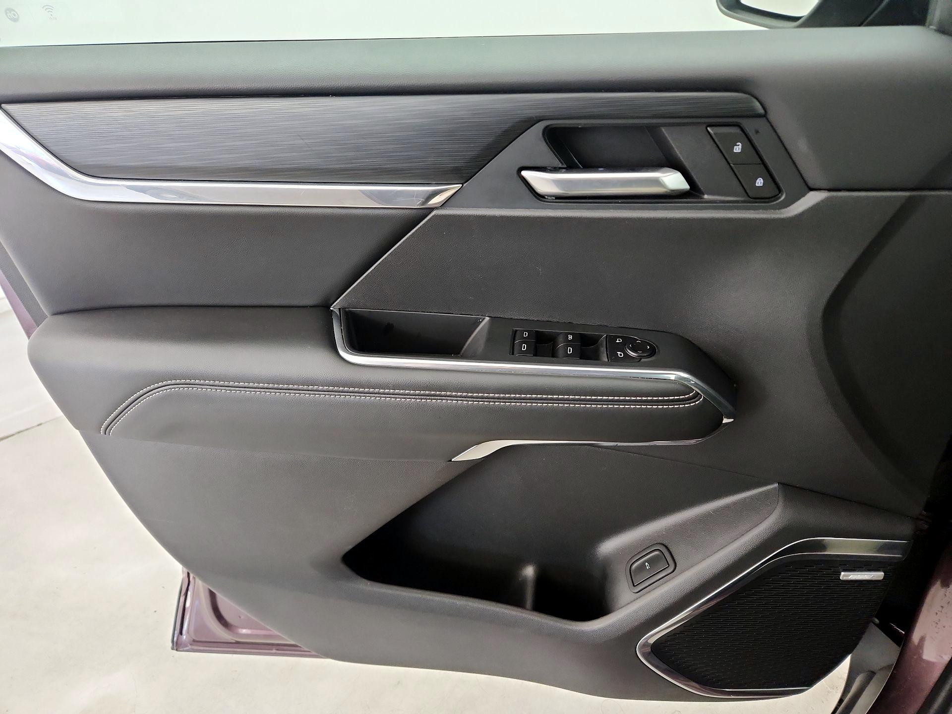 Thumbnail: 2025 GMC Acadia - 12