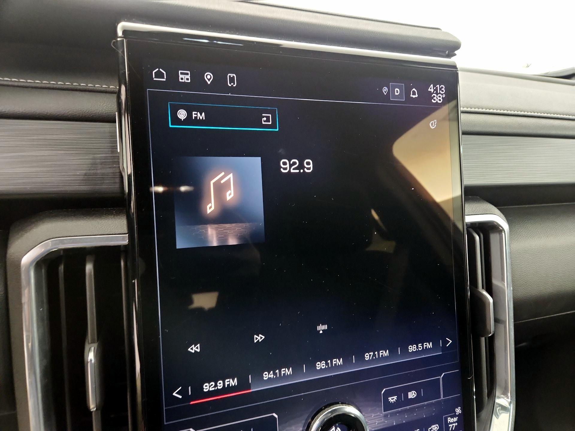 Thumbnail: 2025 GMC Acadia - 16