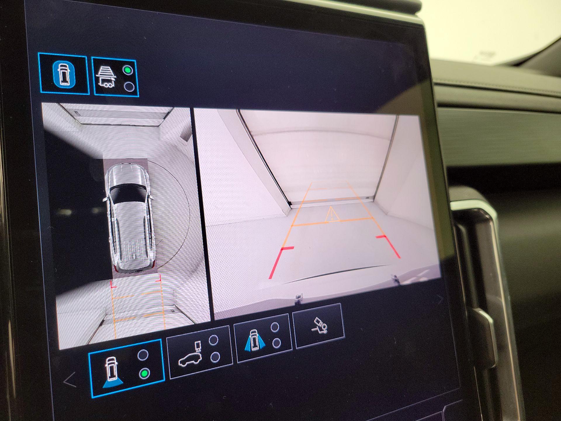 Thumbnail: 2025 GMC Acadia - 15