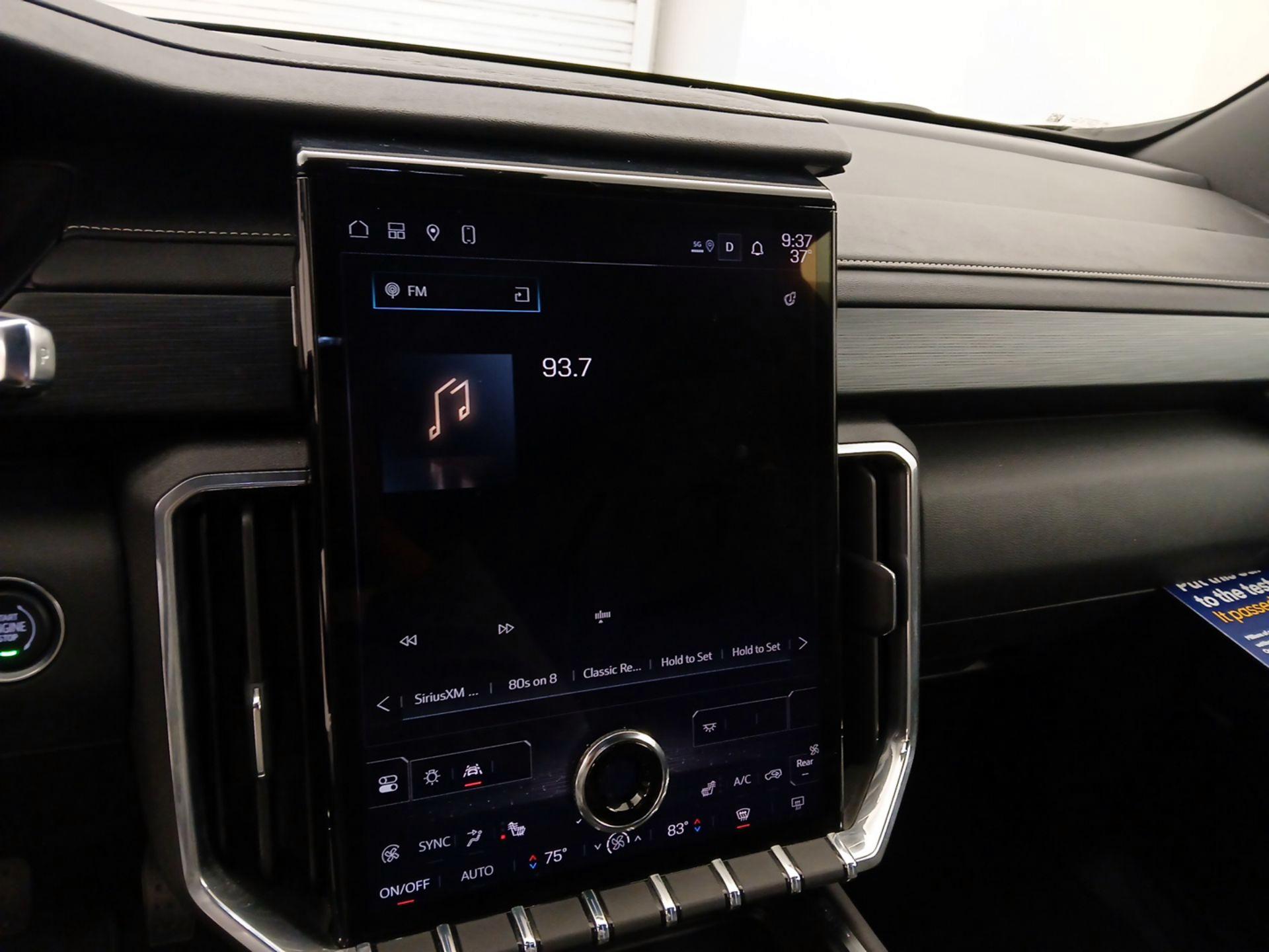 Thumbnail: 2025 GMC Acadia - 16