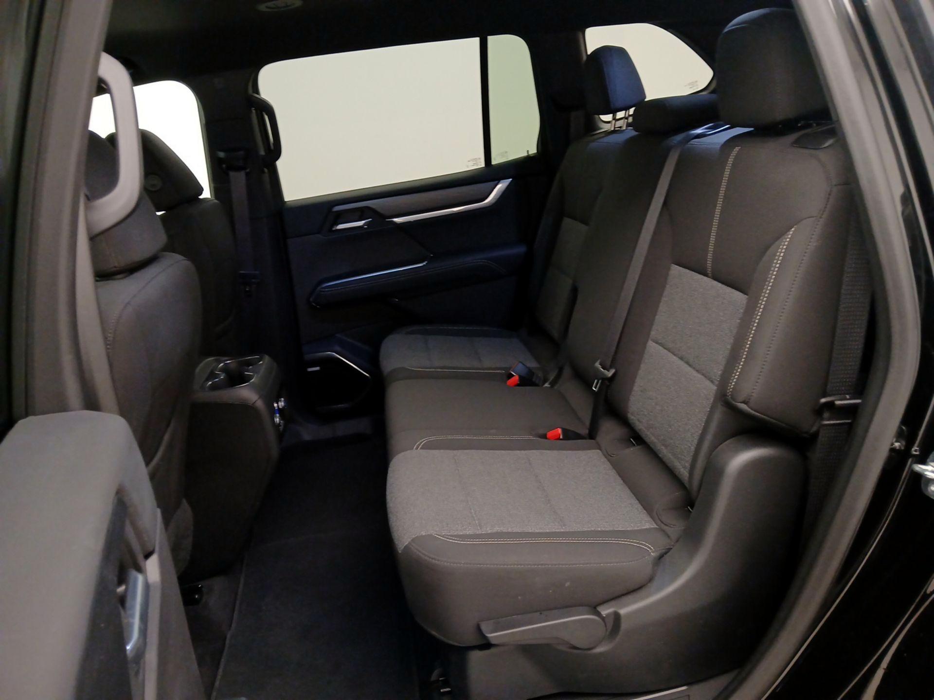 Thumbnail: 2025 GMC Acadia - 20