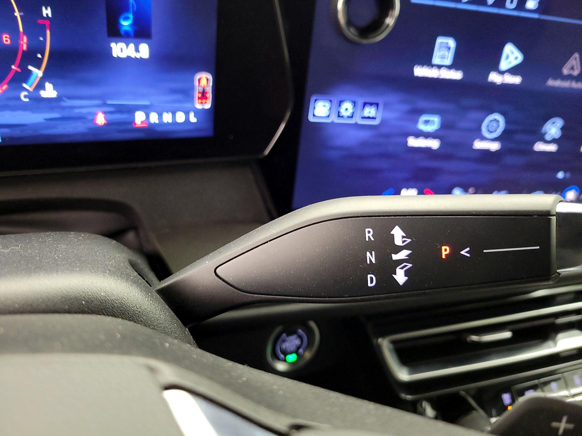 Thumbnail: 2025 Chevrolet Traverse - 17