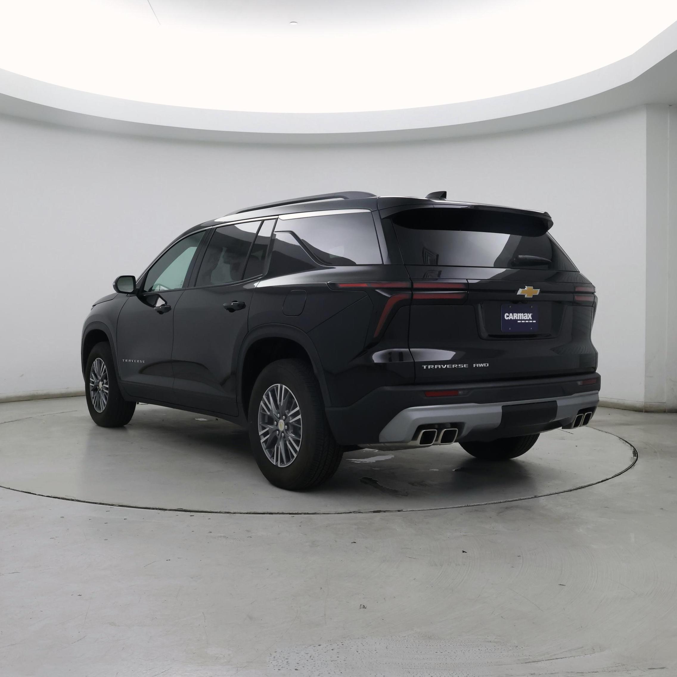 Thumbnail: 2025 Chevrolet Traverse - 2