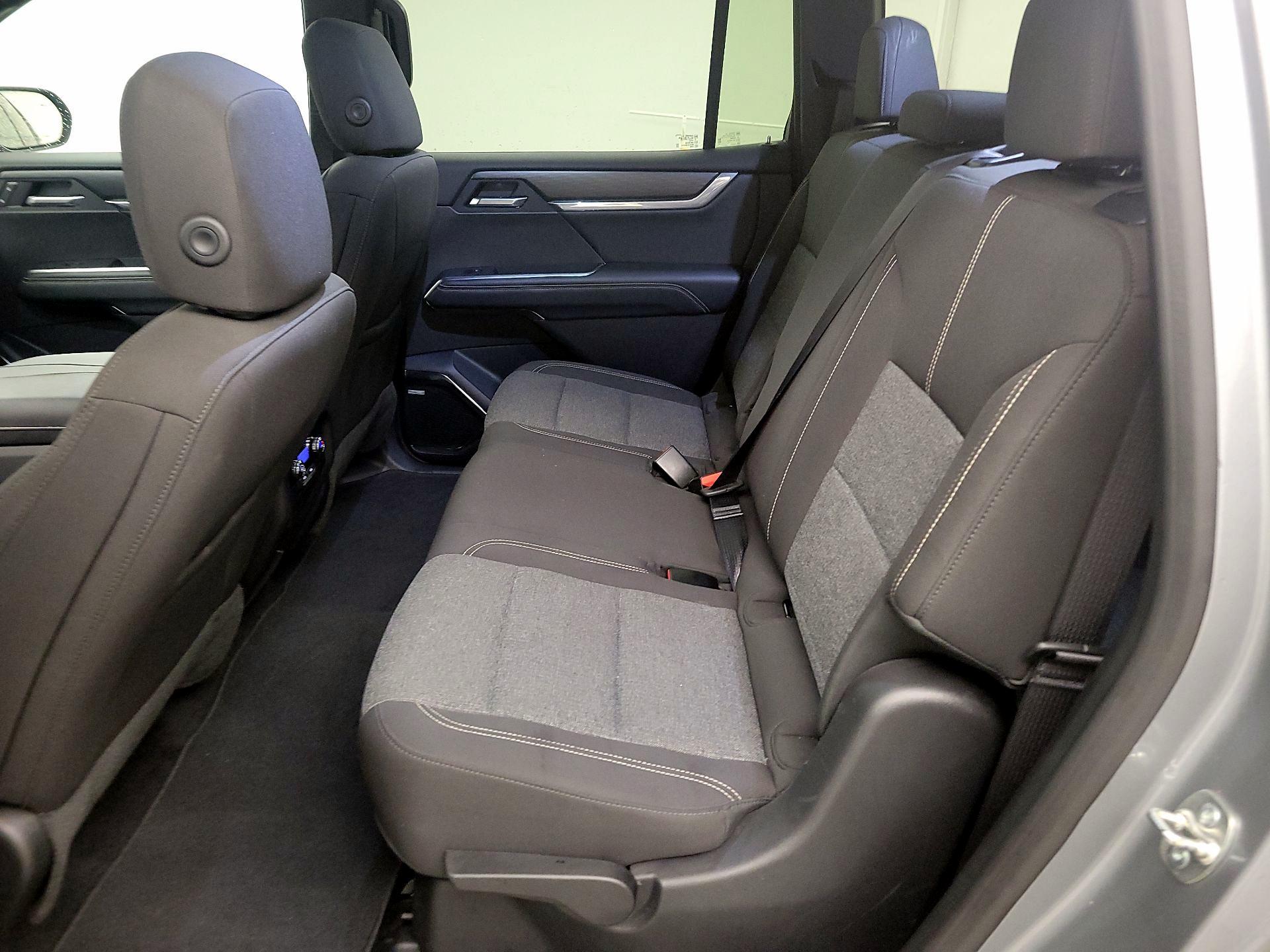 Thumbnail: 2025 GMC Acadia - 20