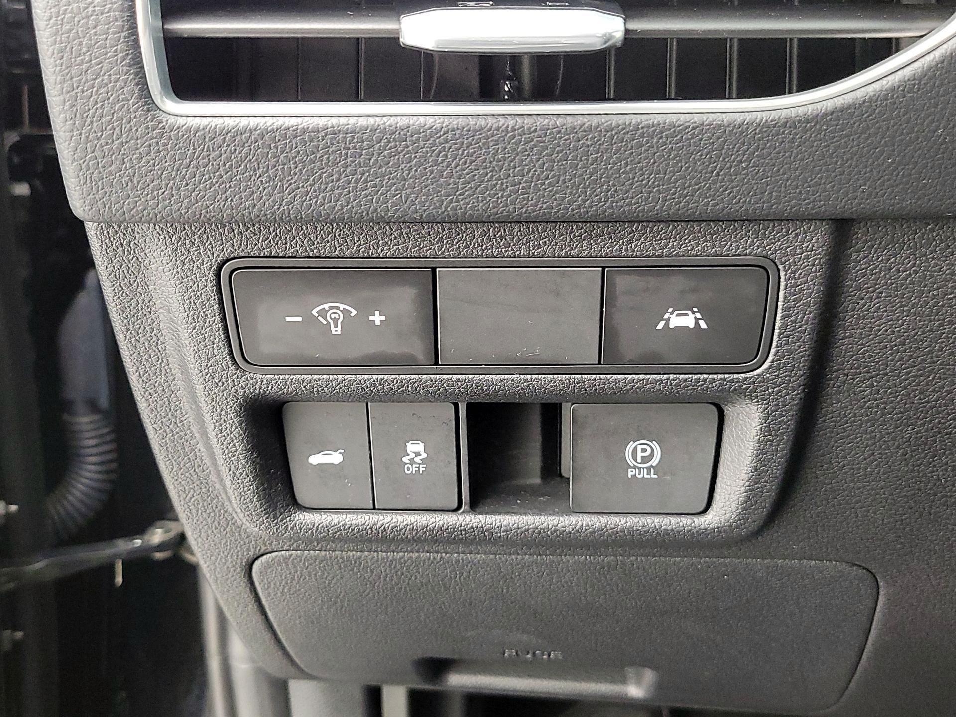 Thumbnail: 2023 Hyundai Sonata - 13