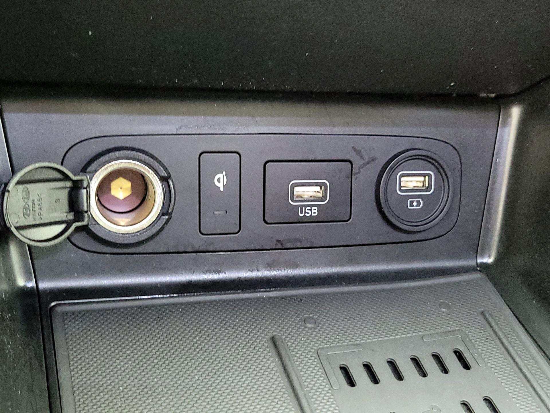 Thumbnail: 2023 Hyundai Sonata - 18