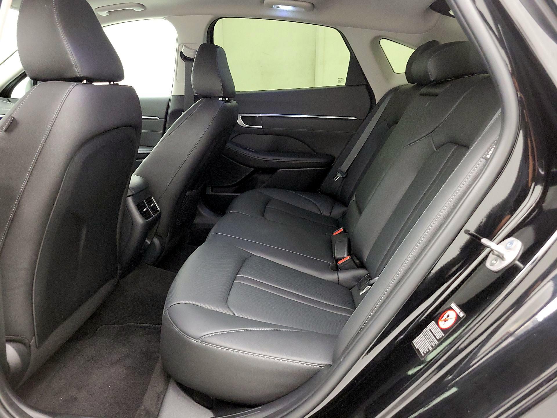 Thumbnail: 2023 Hyundai Sonata - 19