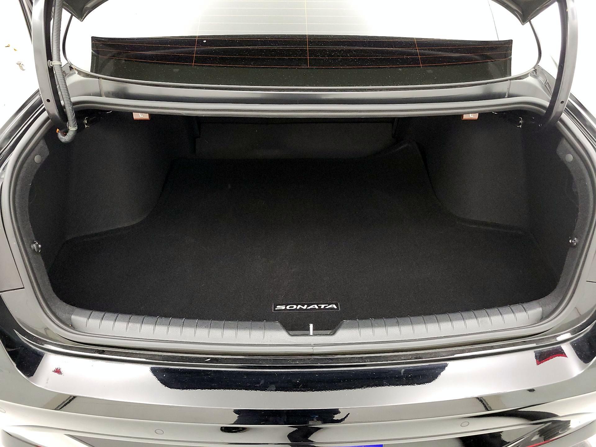 Thumbnail: 2023 Hyundai Sonata - 20