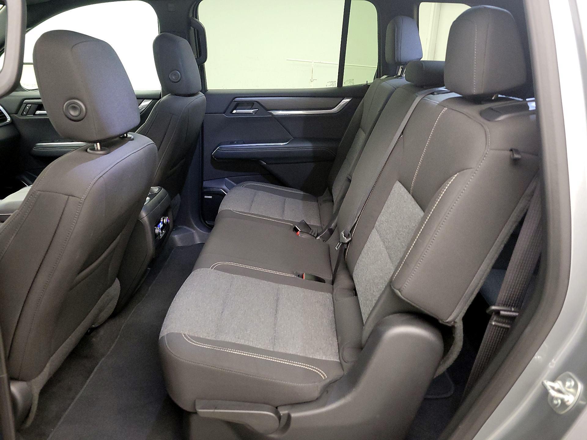 Thumbnail: 2025 GMC Acadia - 20