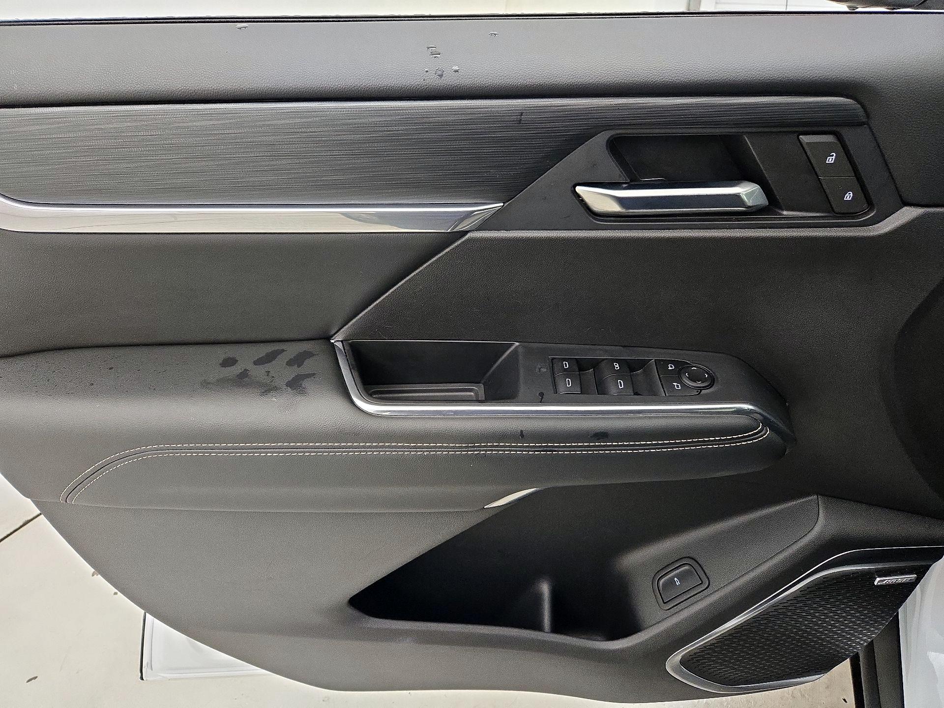 Thumbnail: 2025 GMC Acadia - 12