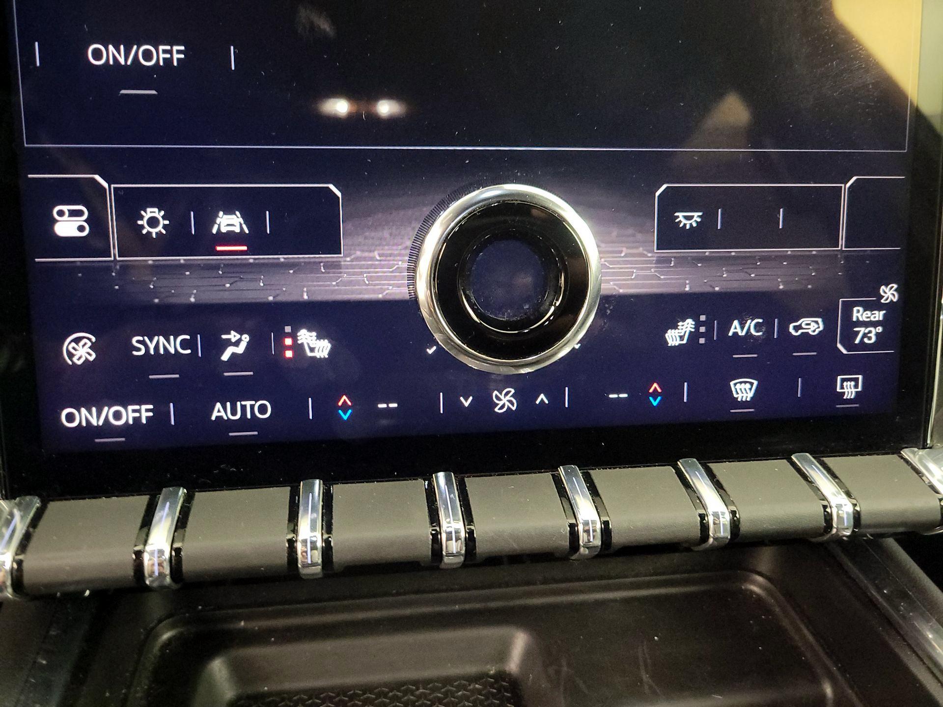 Thumbnail: 2025 GMC Acadia - 16