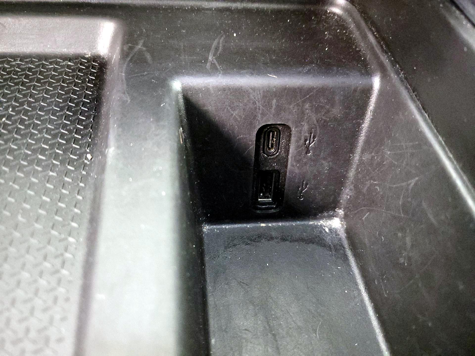 Thumbnail: 2025 GMC Acadia - 18