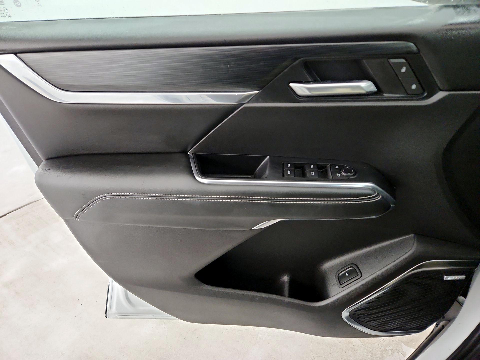 Thumbnail: 2025 GMC Acadia - 12