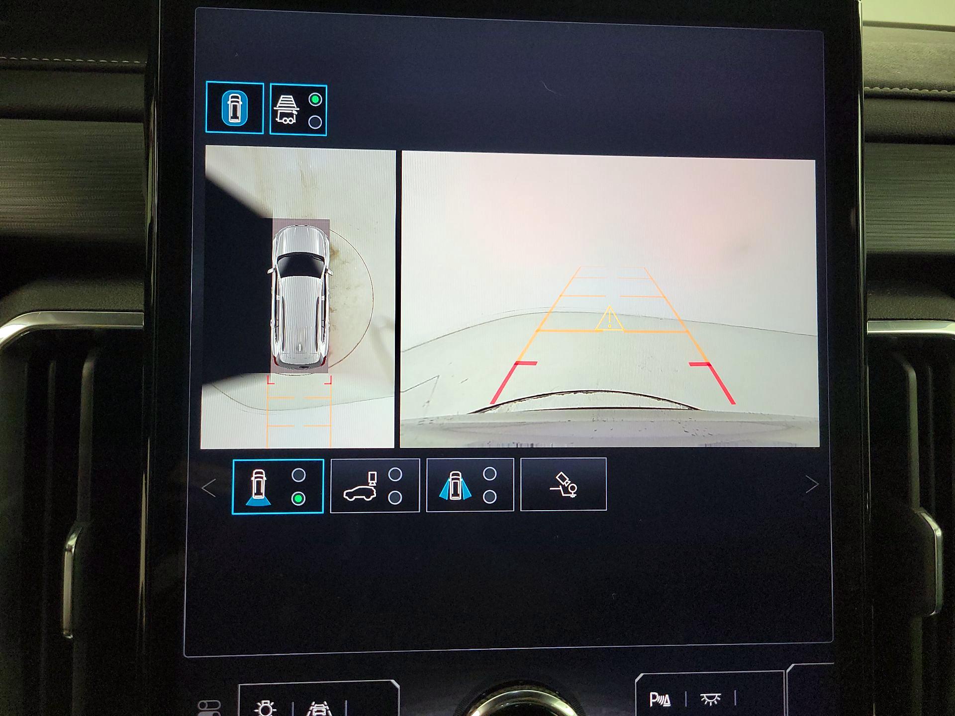 Thumbnail: 2025 GMC Acadia - 15