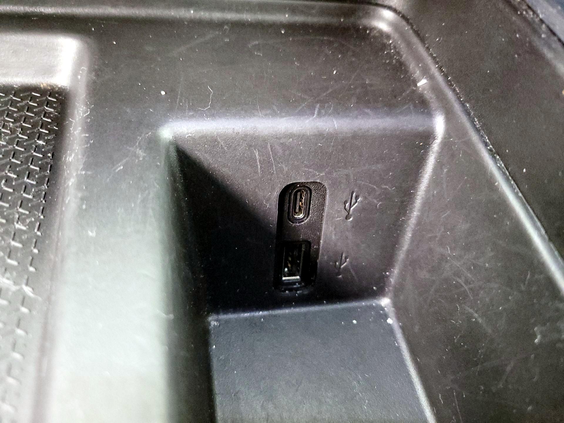 Thumbnail: 2025 GMC Acadia - 19