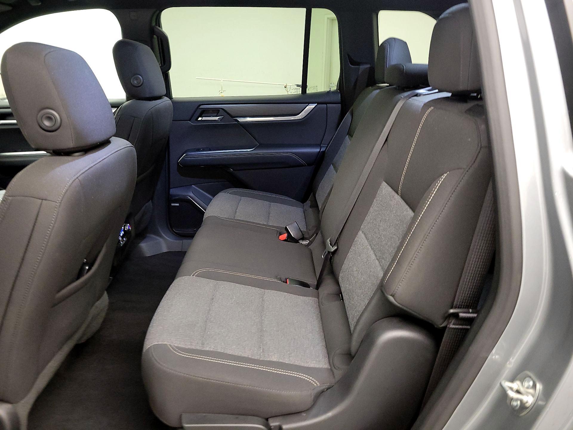 Thumbnail: 2025 GMC Acadia - 20