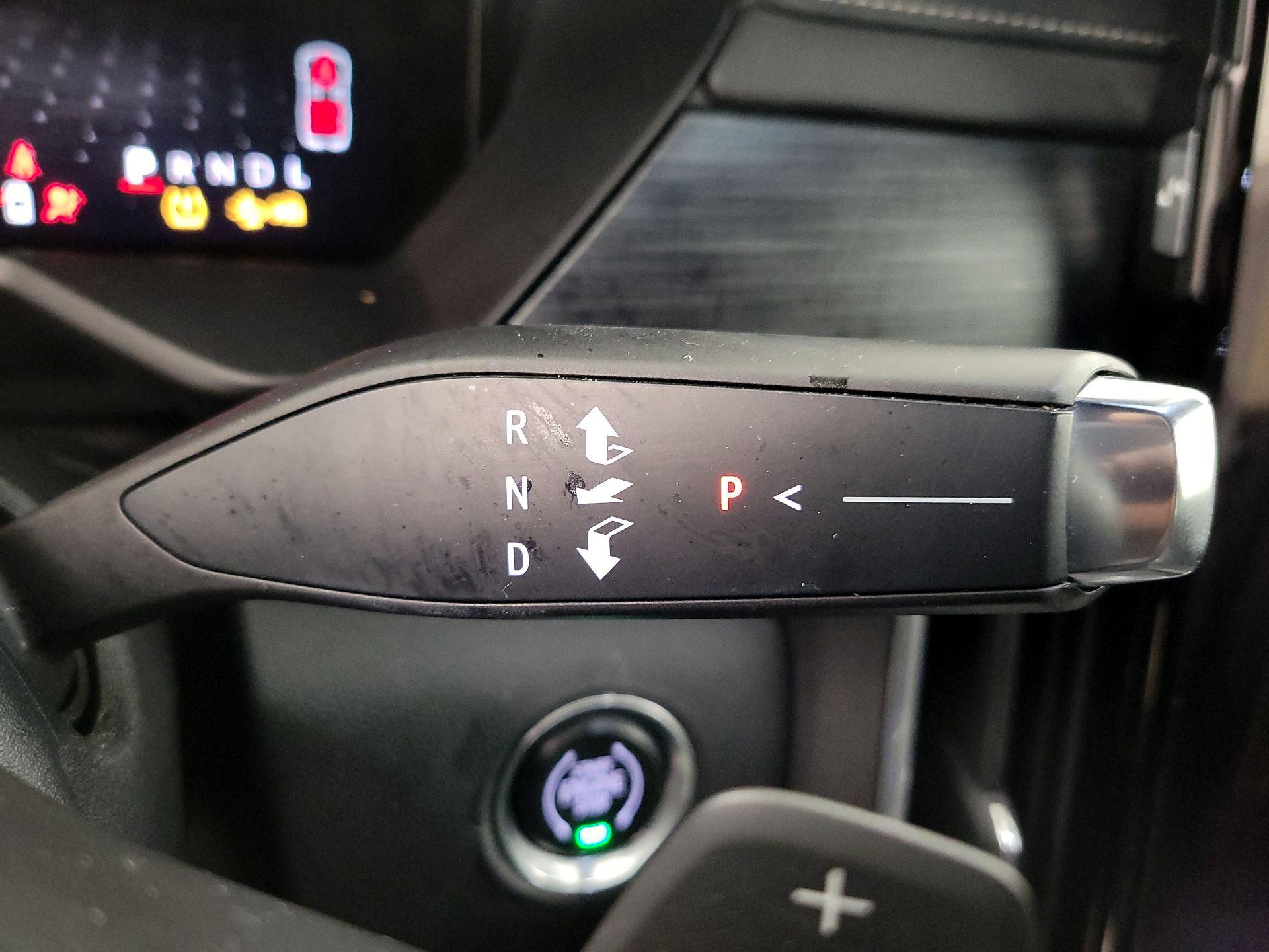 Thumbnail: 2025 GMC Acadia - 18