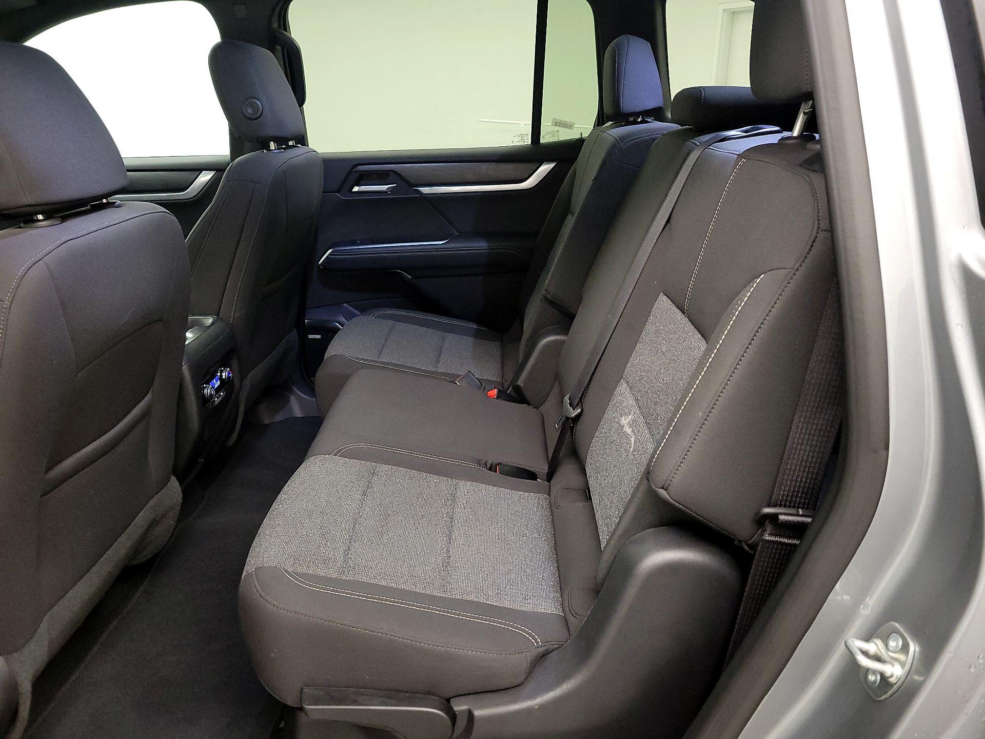 Thumbnail: 2025 GMC Acadia - 20