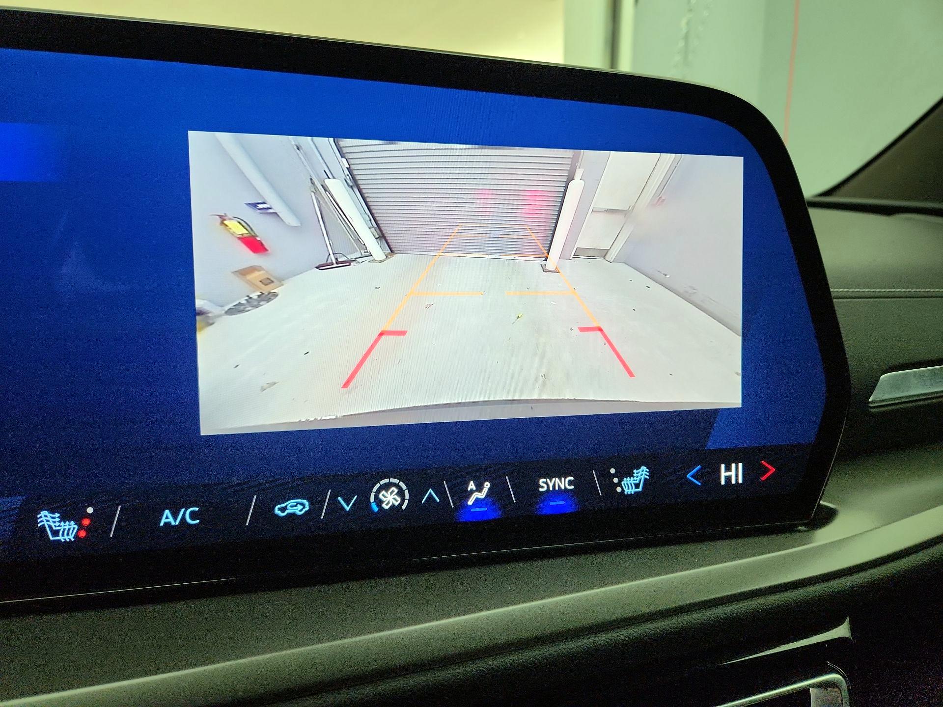 Thumbnail: 2025 Chevrolet Traverse - 15