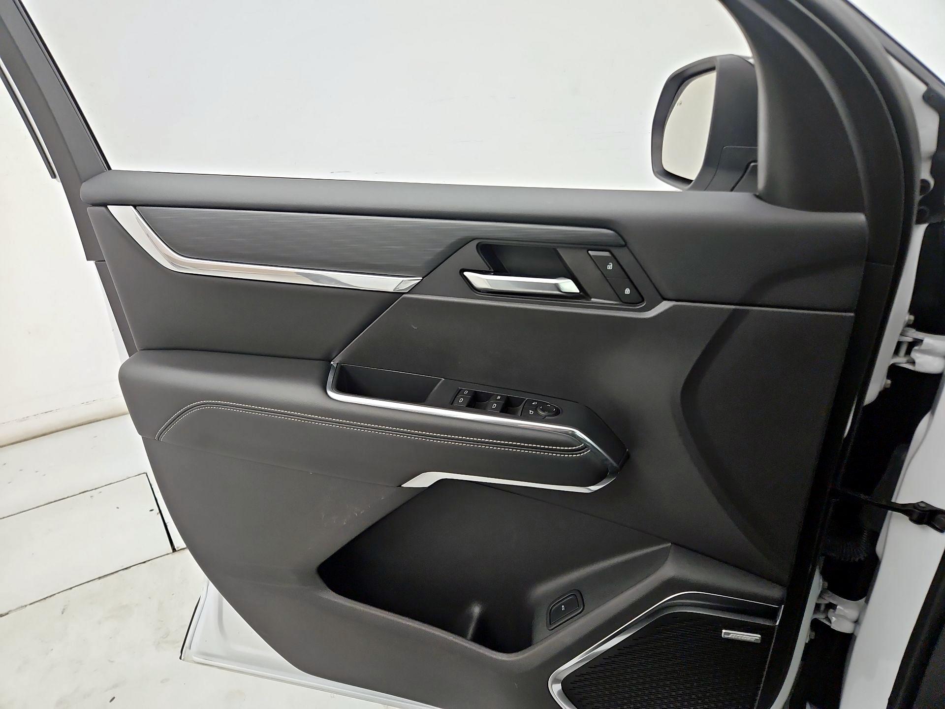 Thumbnail: 2025 GMC Acadia - 12