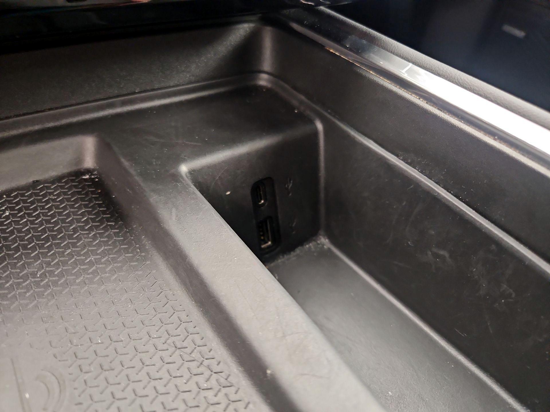 Thumbnail: 2025 GMC Acadia - 19