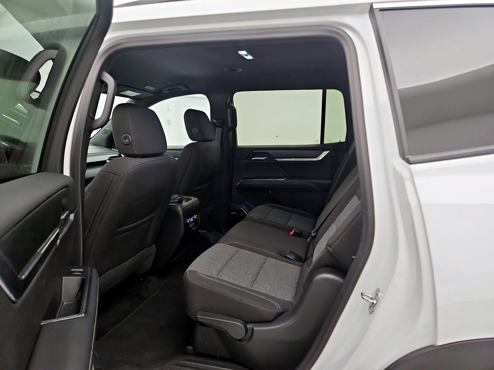 Thumbnail: 2025 GMC Acadia - 20