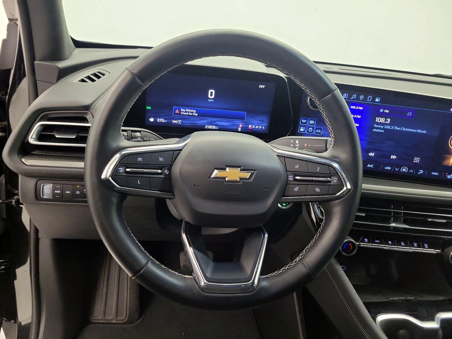 Thumbnail: 2025 Chevrolet Traverse - 10