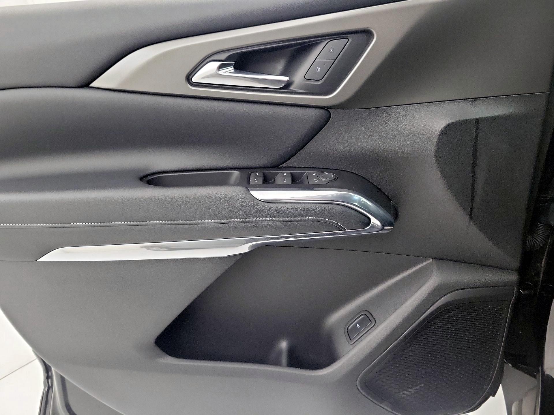 Thumbnail: 2025 Chevrolet Traverse - 12