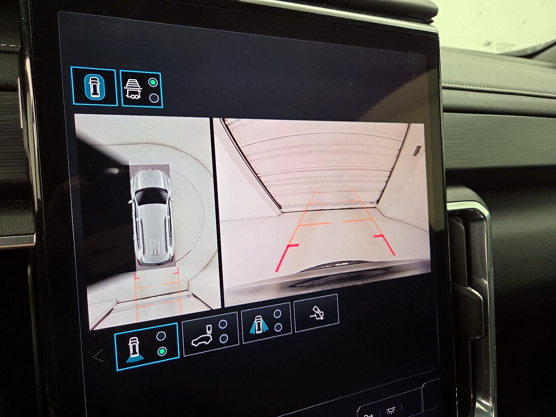 Thumbnail: 2025 GMC Acadia - 14