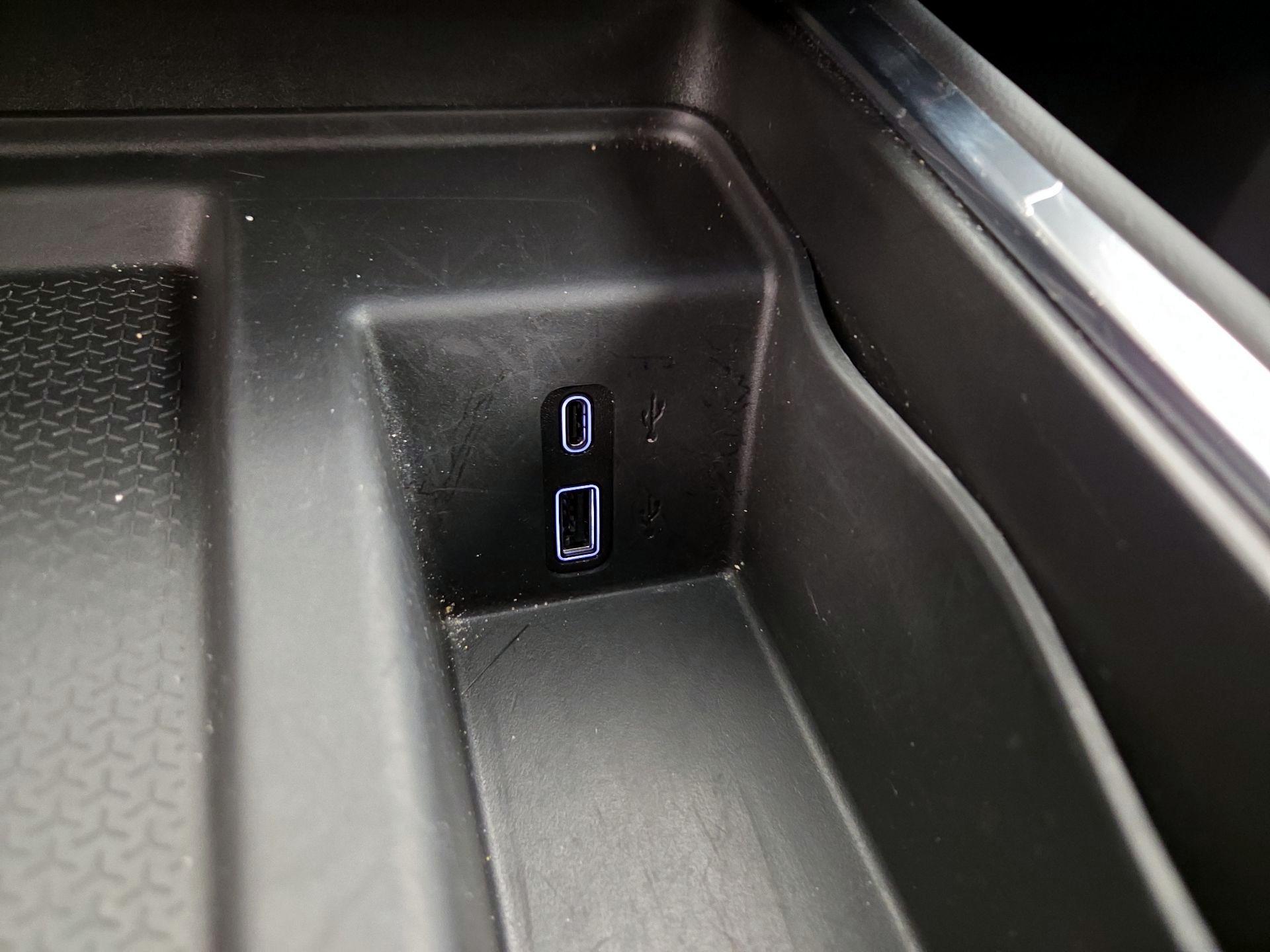 Thumbnail: 2025 GMC Acadia - 18