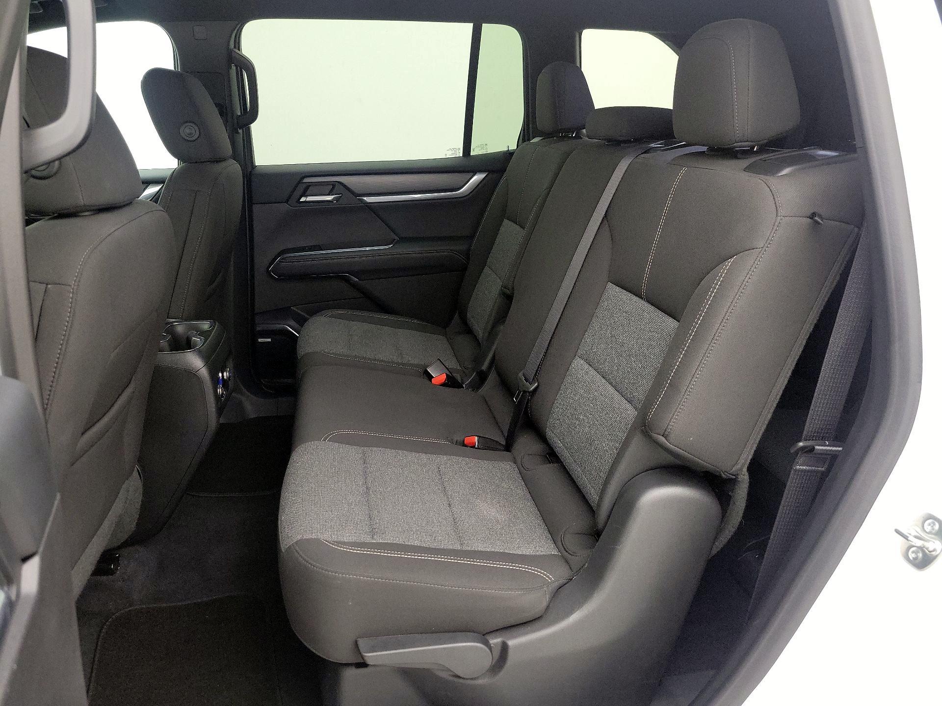 Thumbnail: 2025 GMC Acadia - 19