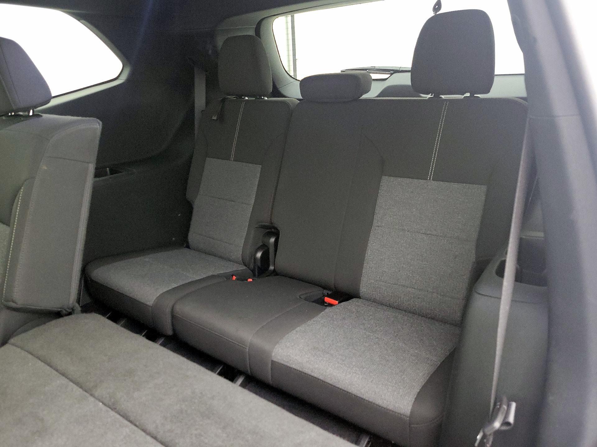 Thumbnail: 2025 GMC Acadia - 20