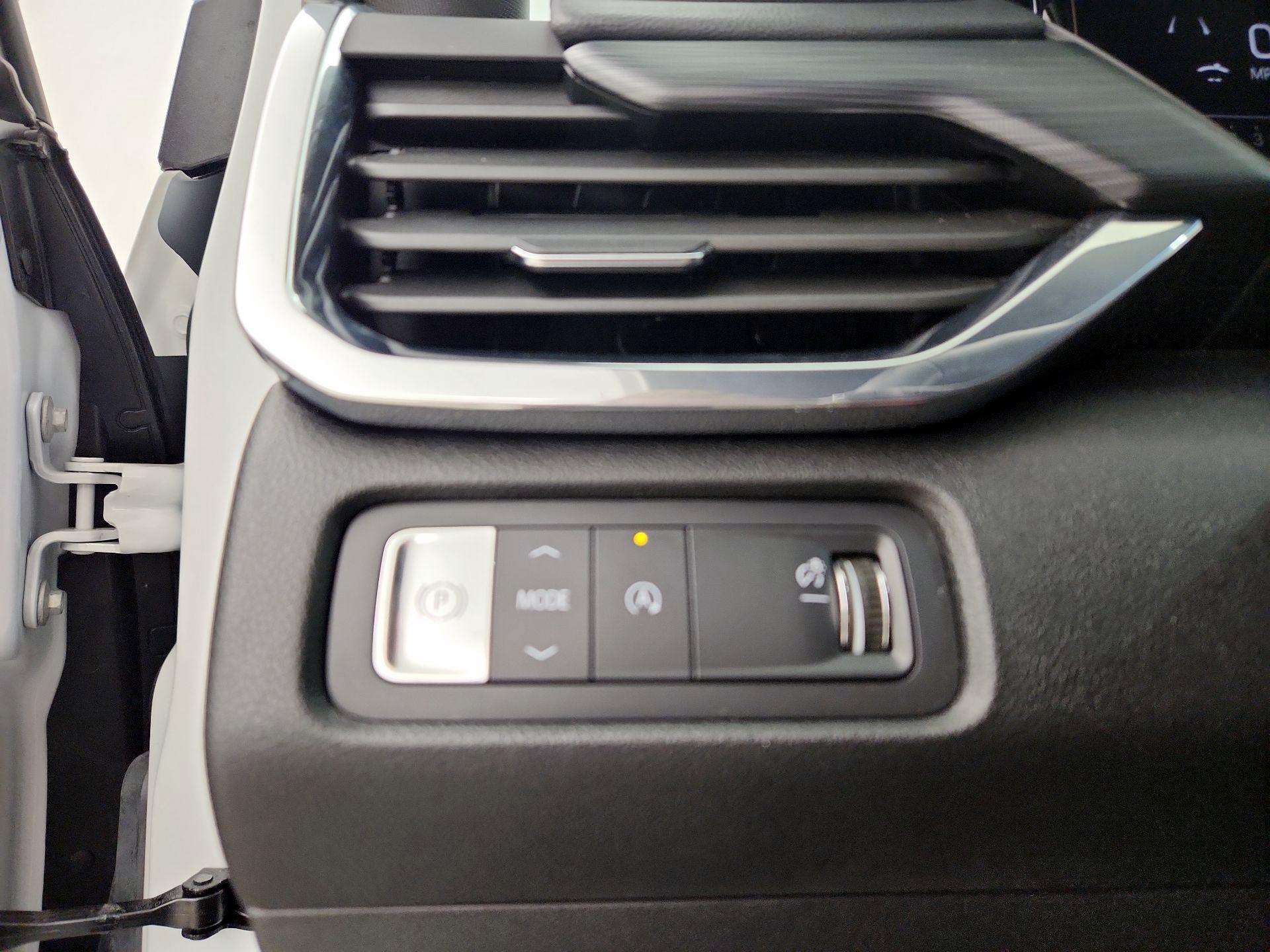 Thumbnail: 2025 GMC Acadia - 13