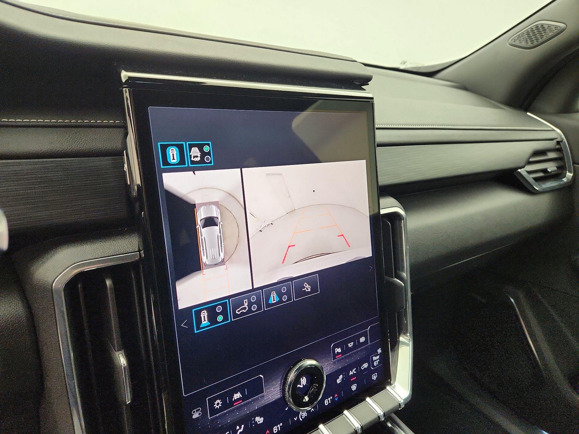 Thumbnail: 2025 GMC Acadia - 15