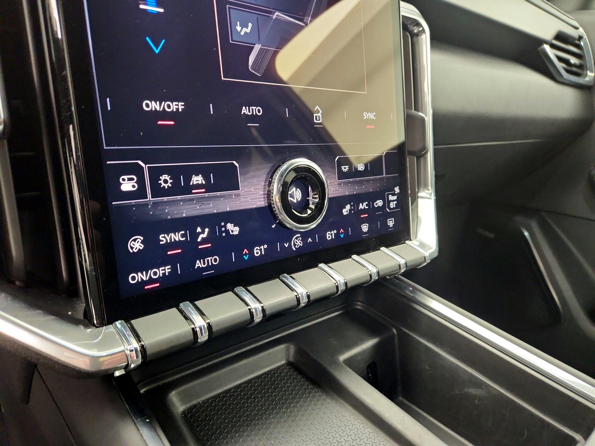 Thumbnail: 2025 GMC Acadia - 17