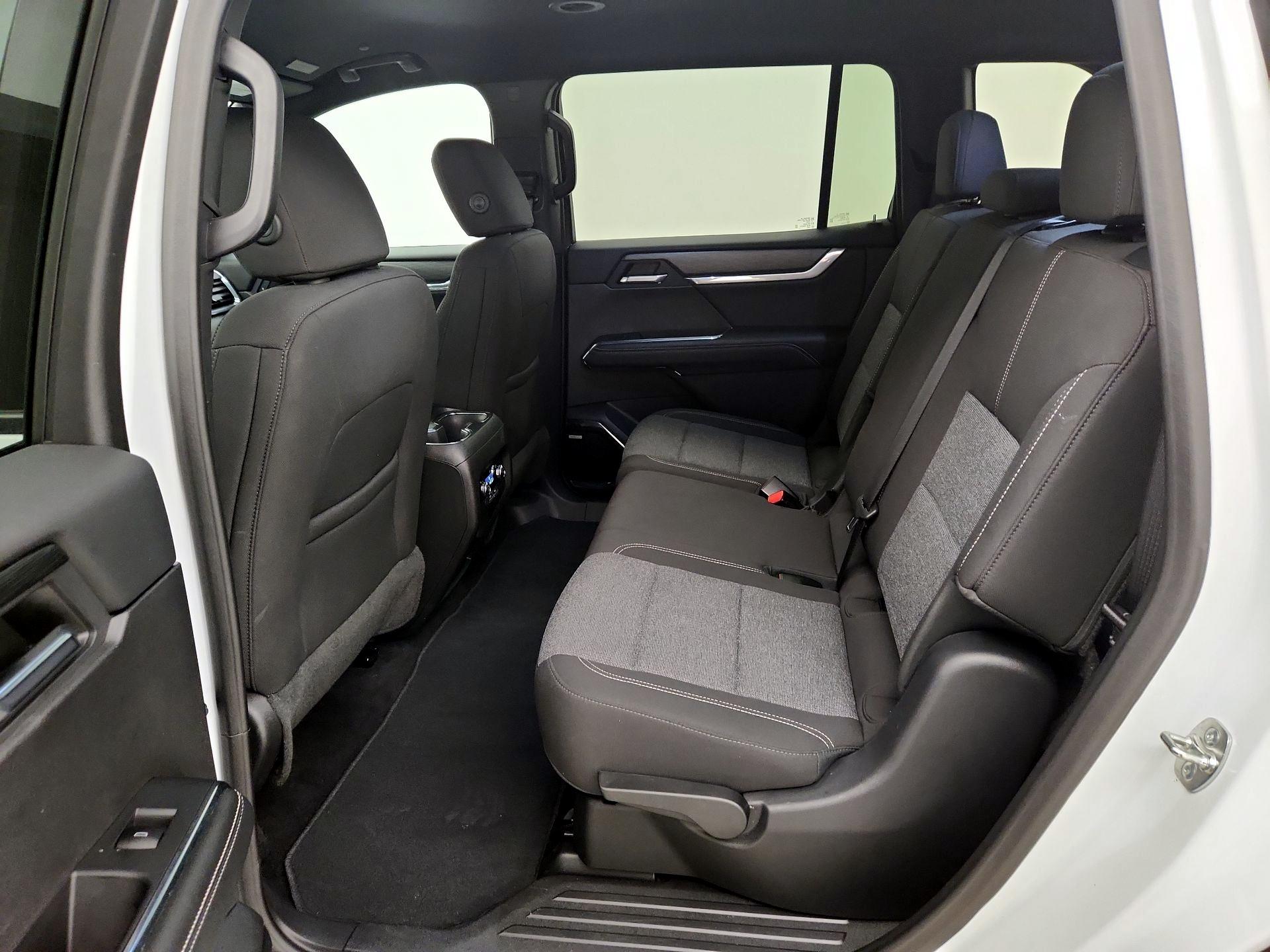 Thumbnail: 2025 GMC Acadia - 20